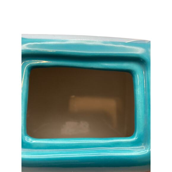 Blue Disney Tea Pot w/ Lid Mickey & Minnie Mouse with Pluto Christmas Sledding - Picture 3 of 8